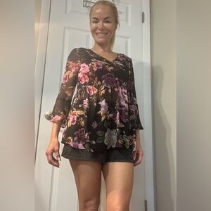 Sheer Floral Print Ladies top size small (fits loose)
